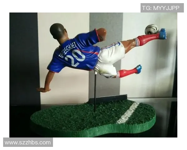 足球明星手办陪伴入眠助你轻松享受甜美梦境的秘密武器 足球明星手办陪伴入眠助你轻松享受甜美梦境的秘密武器