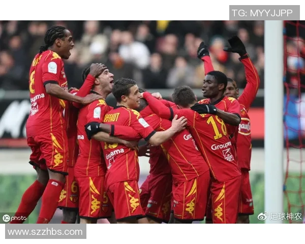 南京足球队在欧锦赛中的状态分析与表现评估 南京足球队在欧锦赛中的状态分析与表现评估